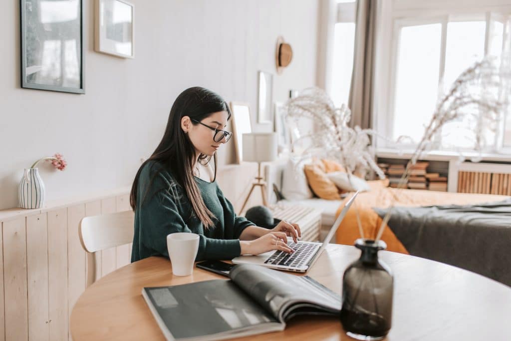 MacBook Home Office