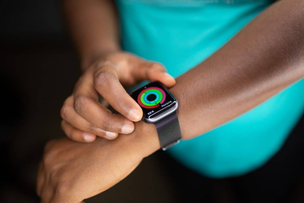 Woman using her Apple Watch for fitness