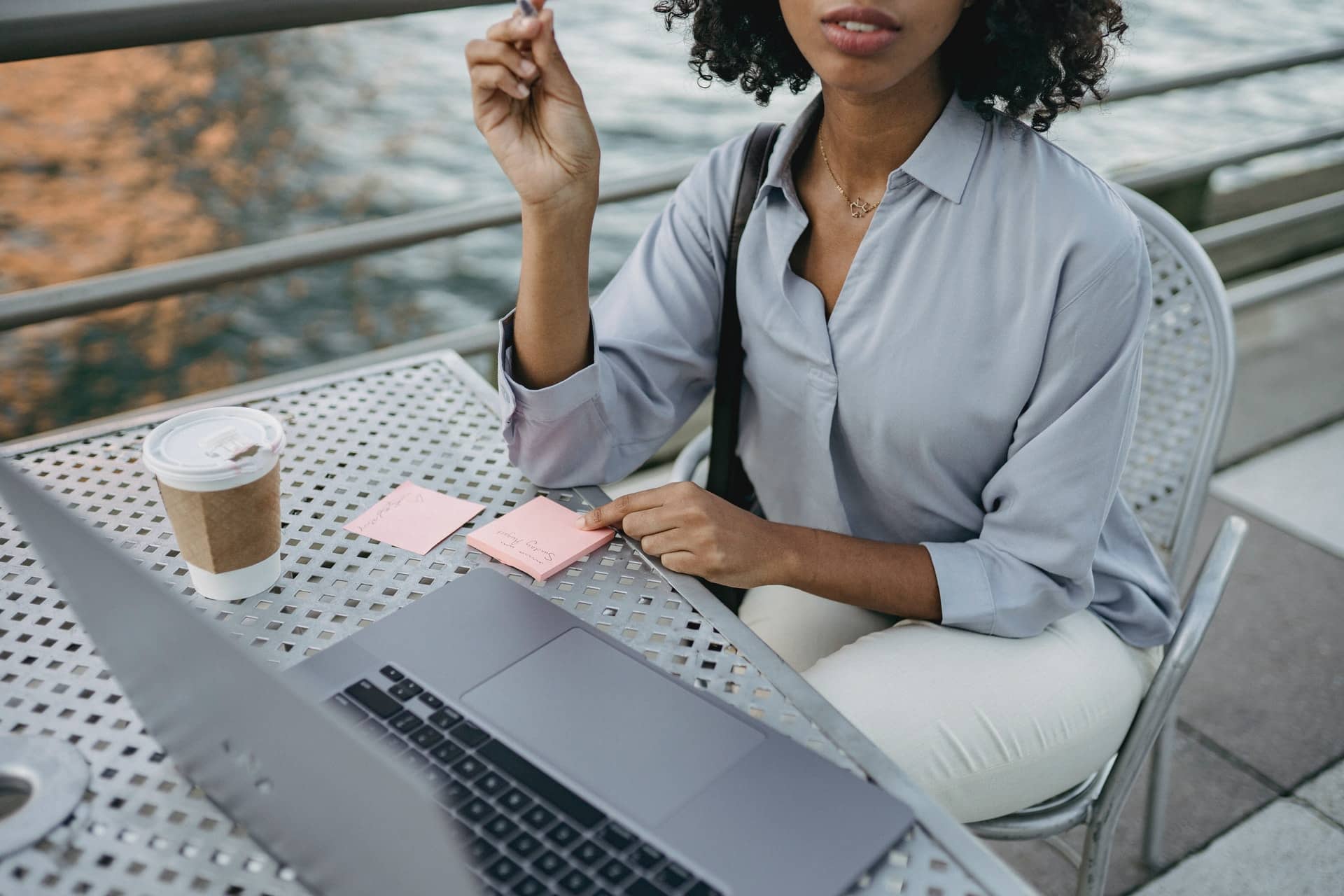 how to write an essay on macbook pro