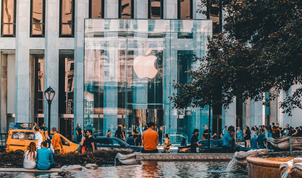 Apple Store at Fifth Avenue