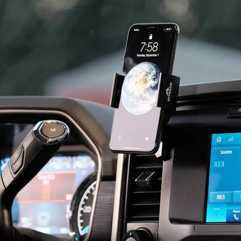 Ford F-250 iPhone mount