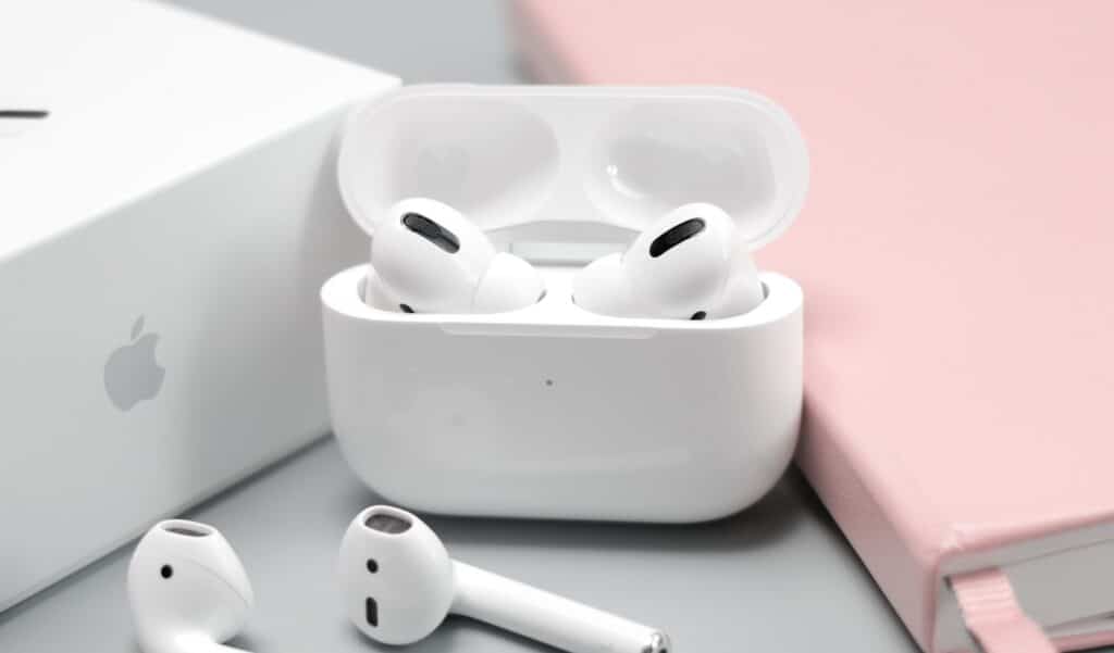 AirPods