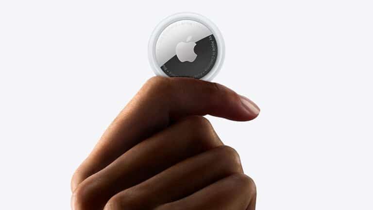 Apple AirTag tracking device | Apple introduces AirTag child safety warning labels to meet U.S. regulations and enhance product safety, ensuring greater protection for children.