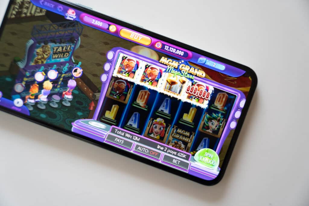 Ways to get involved in the gaming industry through your iPhone -  AppleMagazine