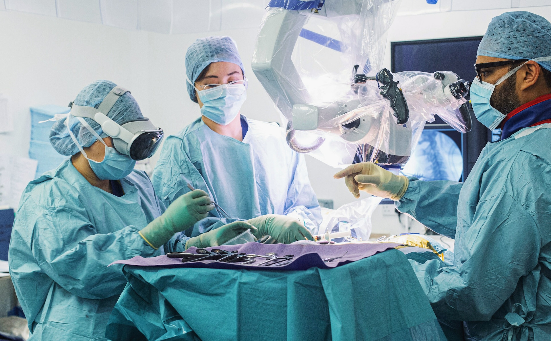 Vision Pro Empowers a New Era in Surgical Procedures