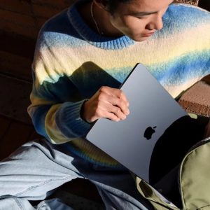 M4 MacBook Air upgrade offers performance gains, better battery life, and refined features for professionals and creatives