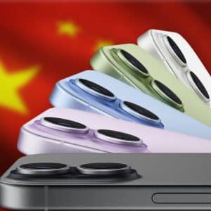 A row of iPhone 17 models in various colors is displayed in front of a blurred Chinese flag. The Apple logo appears in the corner, and the camera lenses on the iPhones are prominently shown.