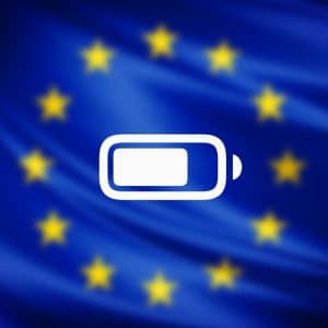 A battery icon is centered on a waving European Union flag with yellow stars on a blue background, symbolizing the EU Battery Rule. An Apple logo appears in the bottom right corner.